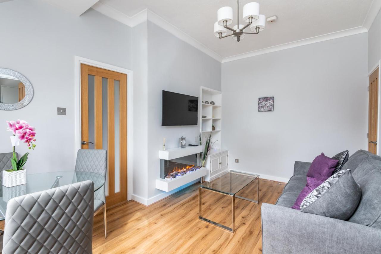 Stylish With Minster Views I Pass The Keys Apartment *
